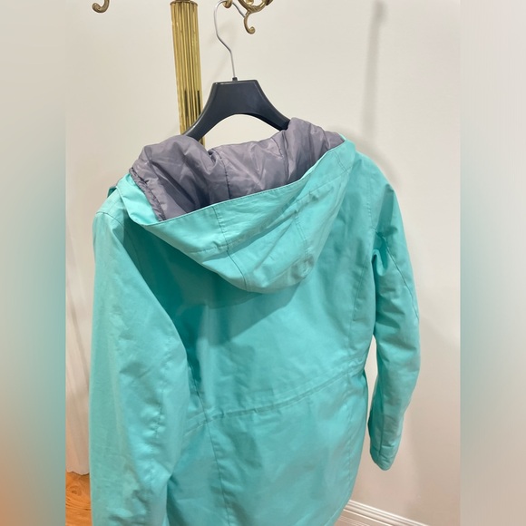 Snow coat - Picture 9 of 9